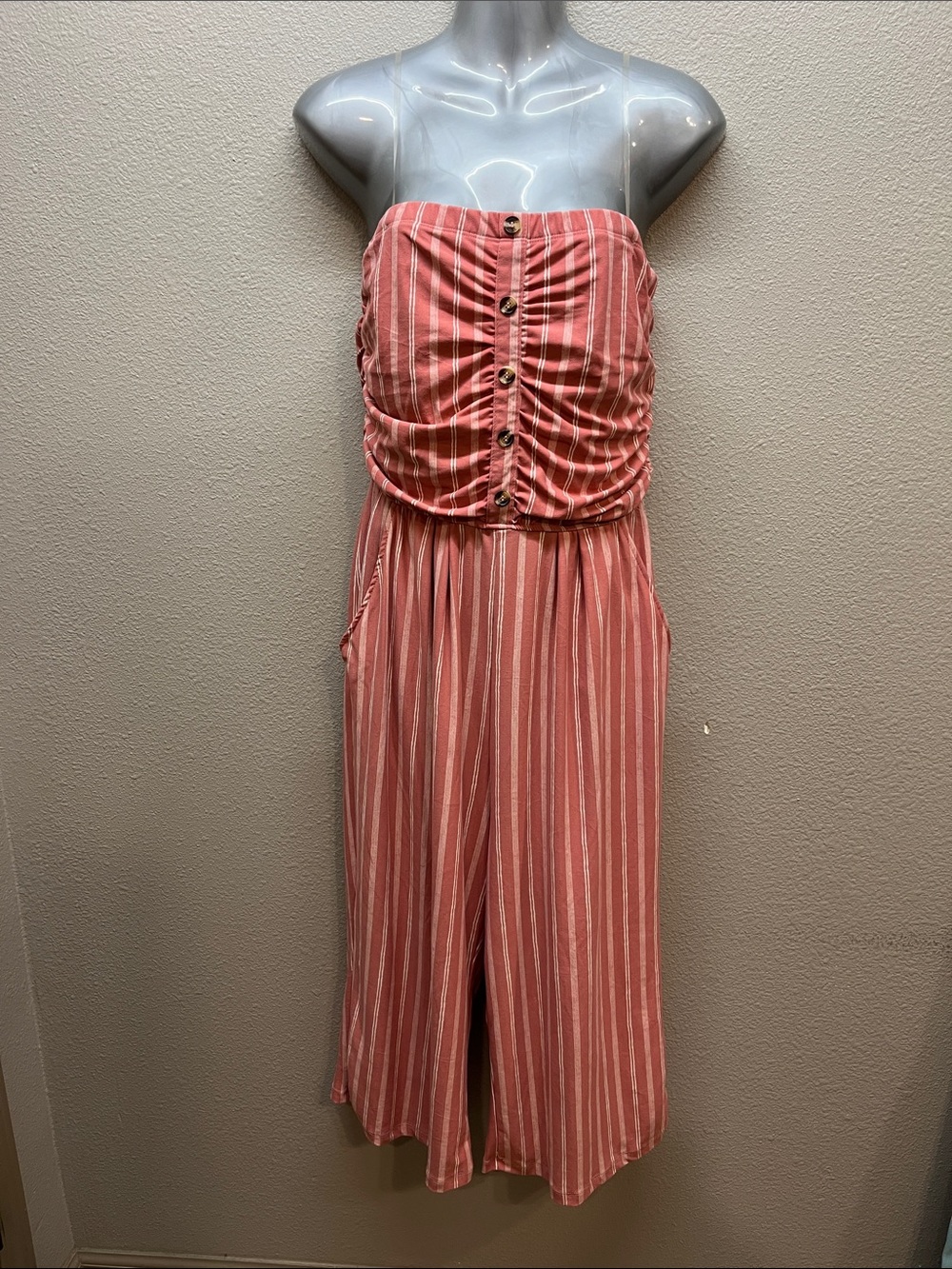 J for justify strapless wide leg jumper size L